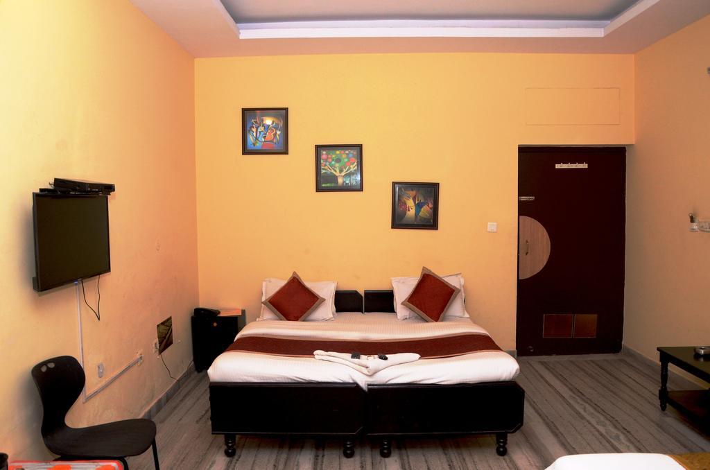 Hotel Kartikey Jaipur Exterior photo