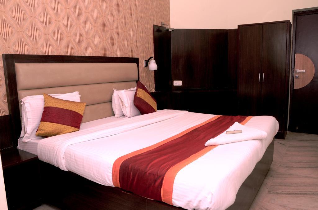 Hotel Kartikey Jaipur Exterior photo